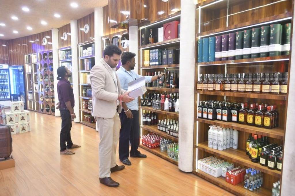 Chandigarh consumes 5 times more alcohol than national average 13 crore bottles sold in five years
